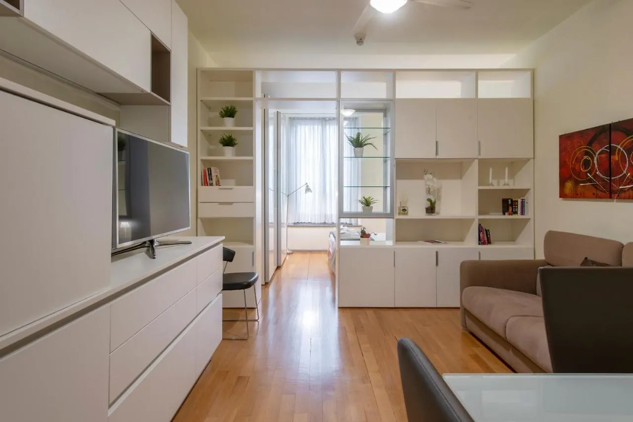 Apartamento Milan Duomo Suites
