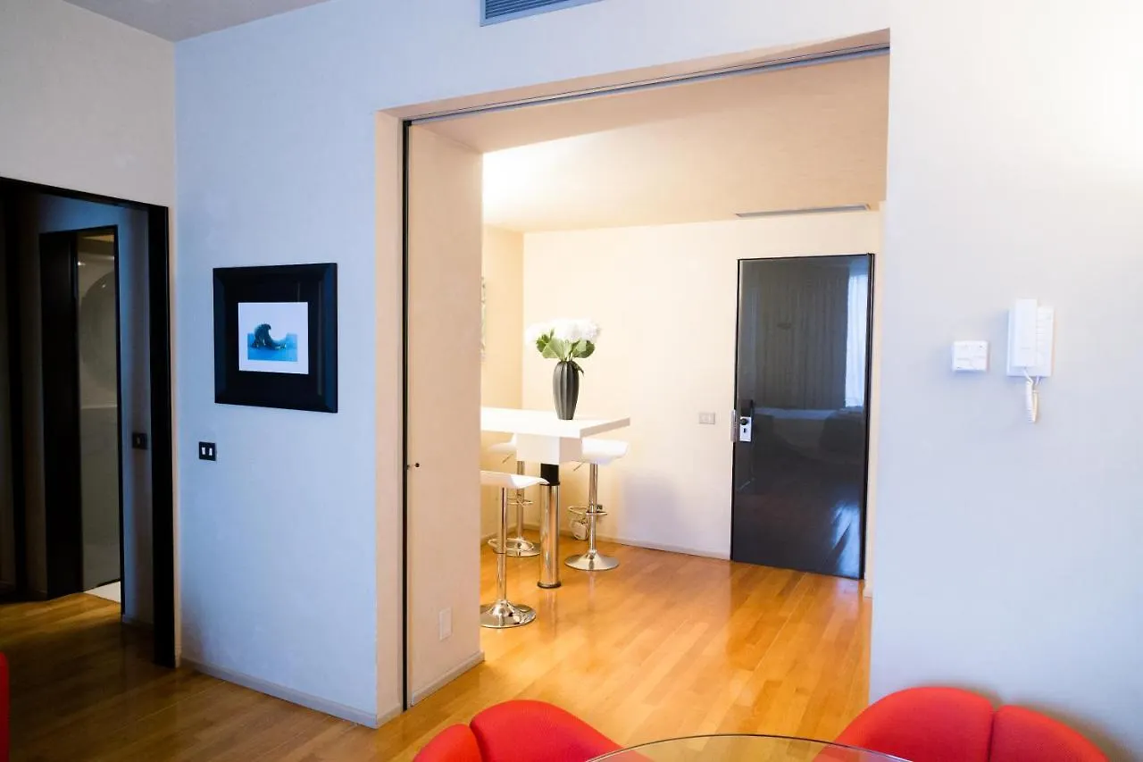 Apartamento Milan Duomo Suites