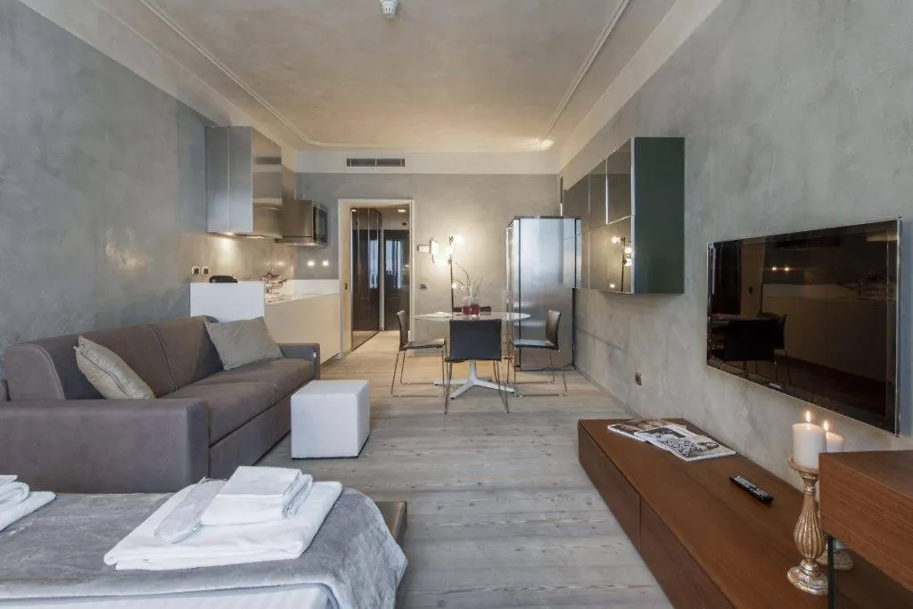 Milan Duomo Suites