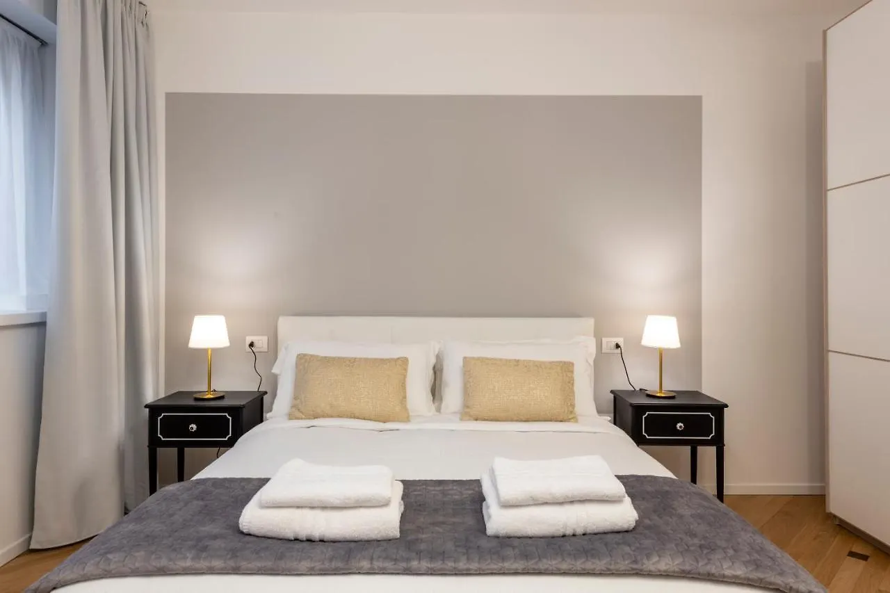 Milan Duomo Suites Italia